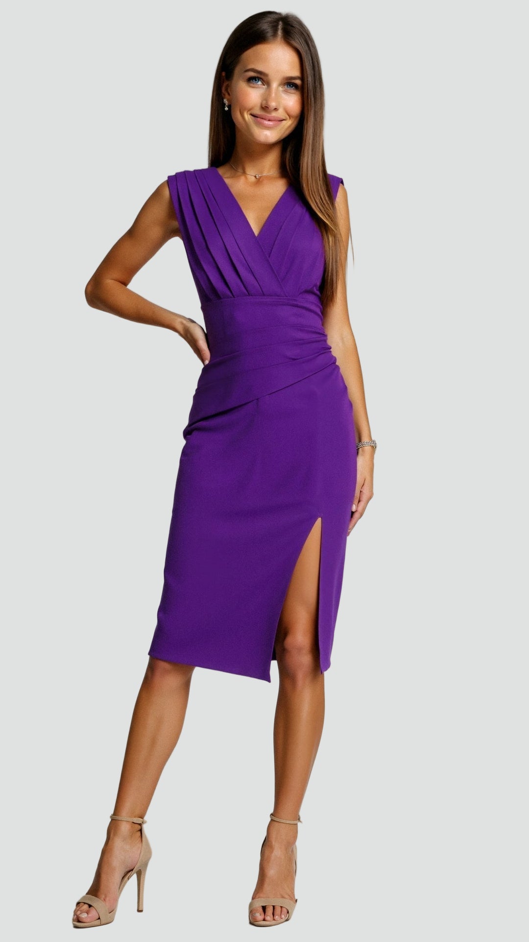 Elegancka dopasowana sukienka midi z plisowaną górą i rozcięciem