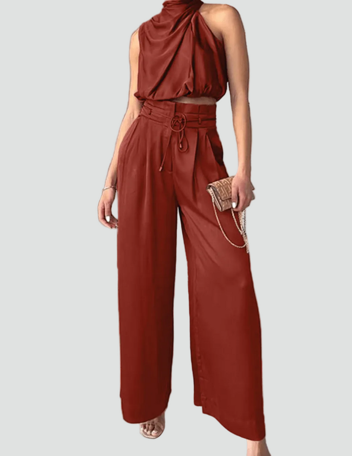 Elegant women's set with sleeveless crop top and wide-leg pants
