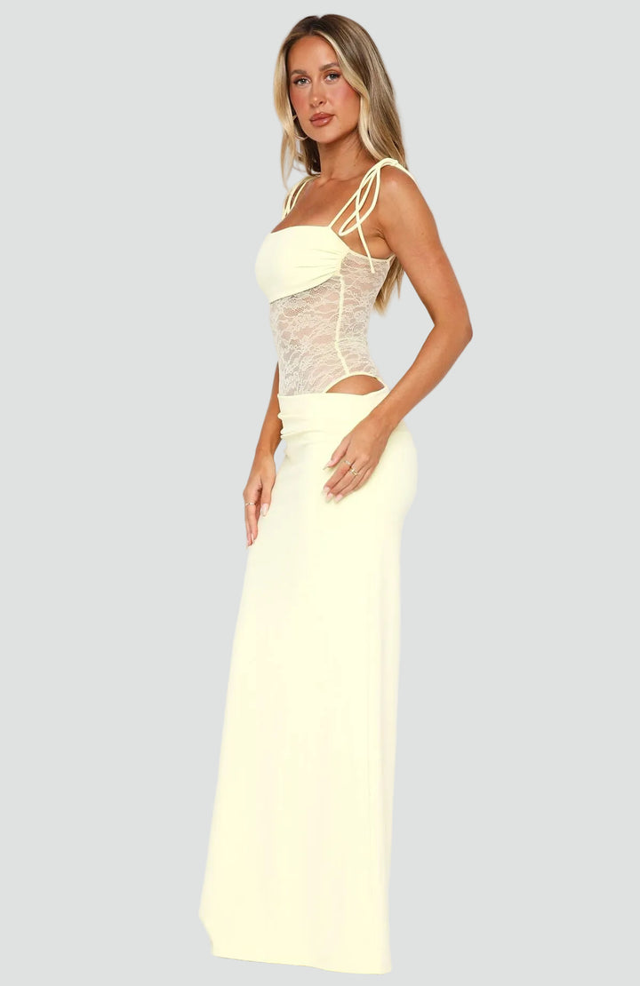 Elegancka sukienka maxi wieczorowa na imprezę z koronką dopasowana