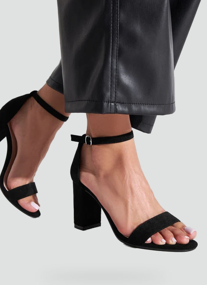 sandalen-damskie-z-zamszu-idealne-na-ele-4