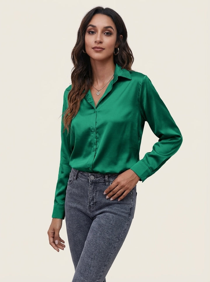 Dames Satijnen Blouse – Glanzende Afwerking met Elegante Pasvorm Groen / S - AIDA LENA