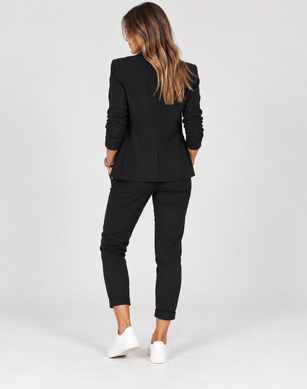 Comfortabel sportief damespak blazer en joggerbroek
