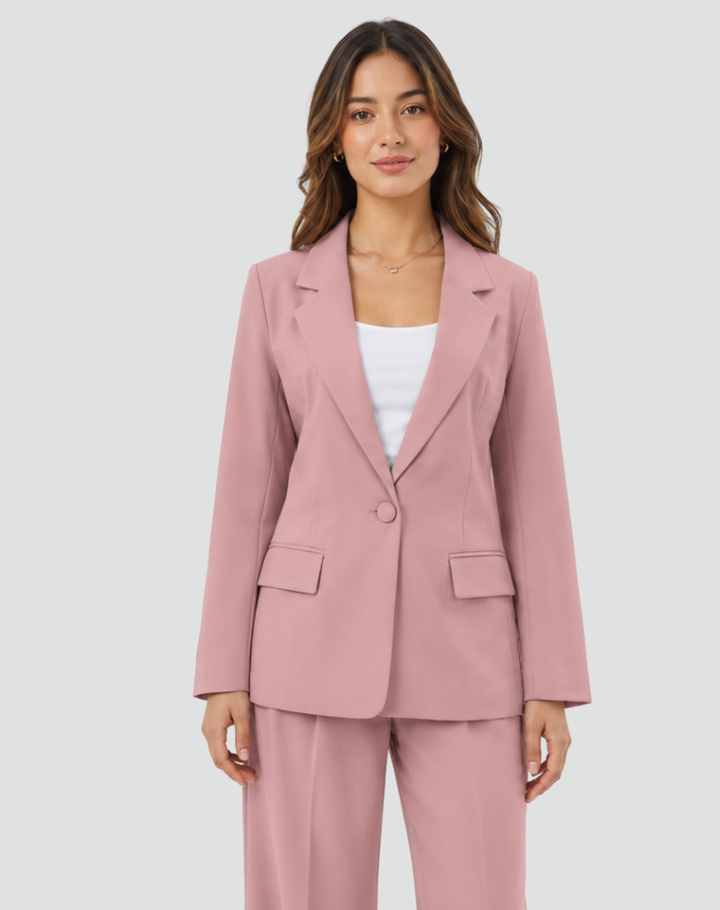 Ensemble élégant pour femme avec veste et pantalon