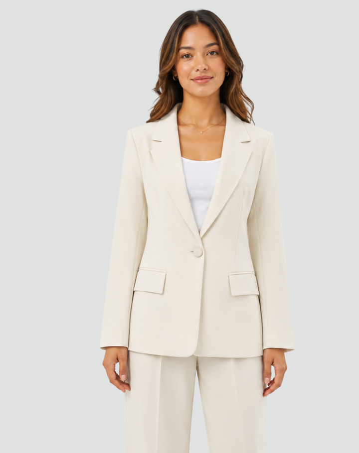 Ensemble élégant pour femme avec veste et pantalon