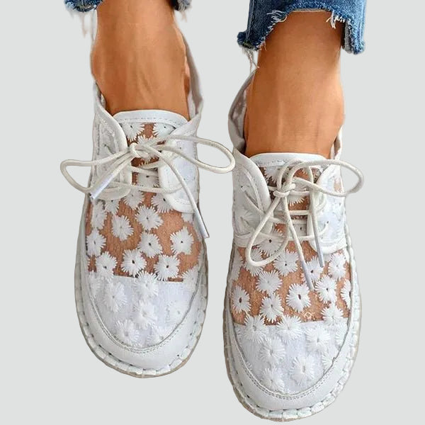 White / 40