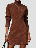 Robe de cérémonie pour femme à col montant et clous décoratifs