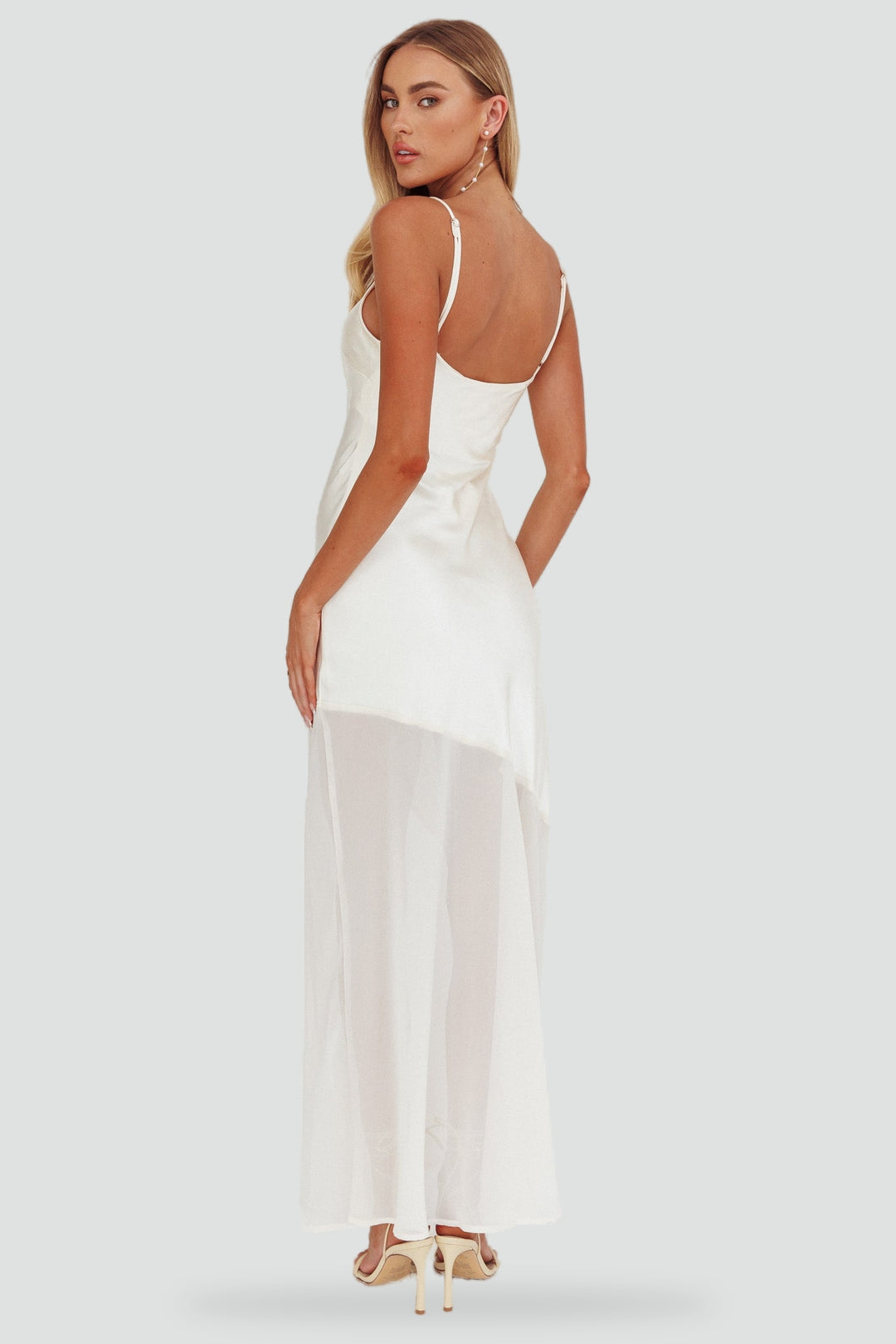 sukienka-maxi-z-chiffonowym-do-em-i-cien-2