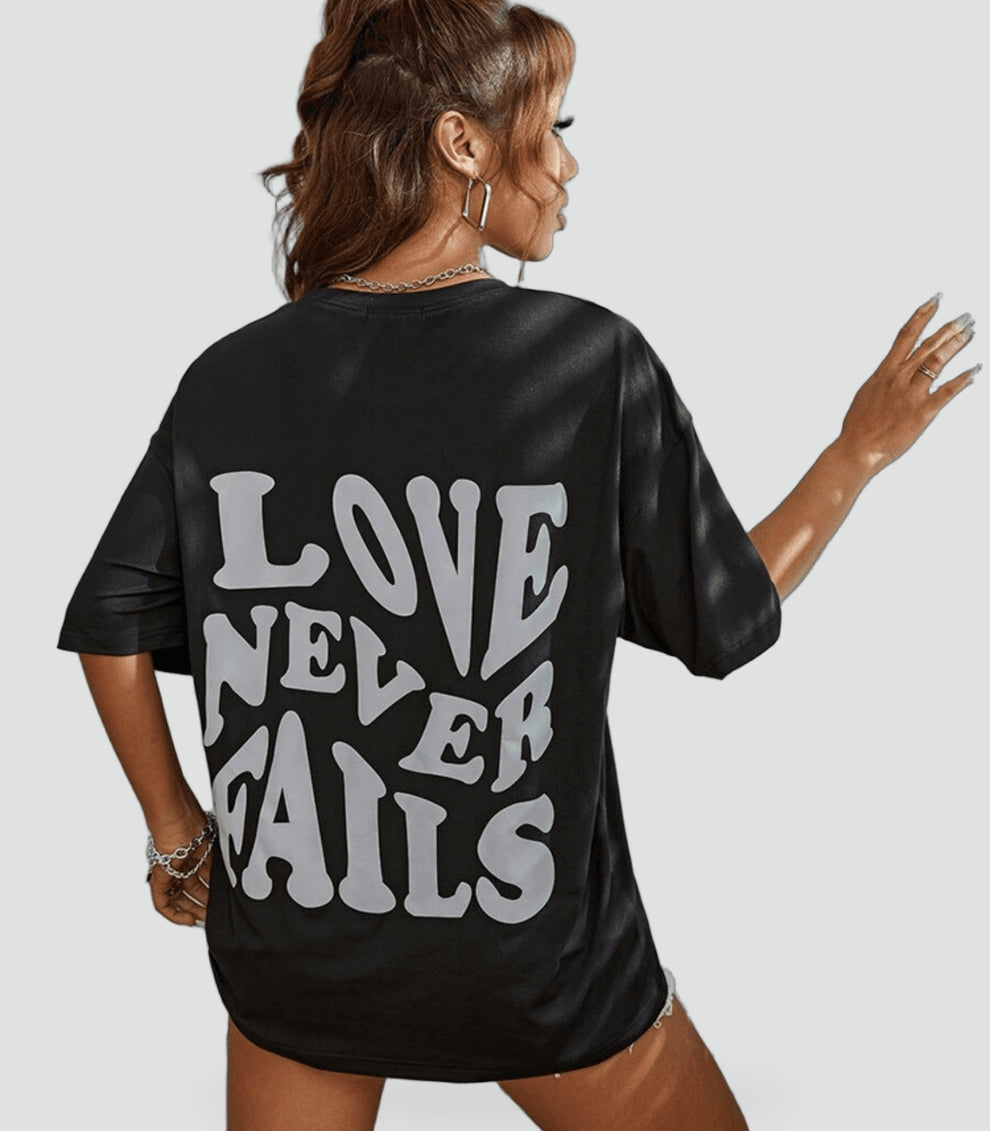 t-shirt-damski-z-kr-tkim-r-kawem-i-nadru-3