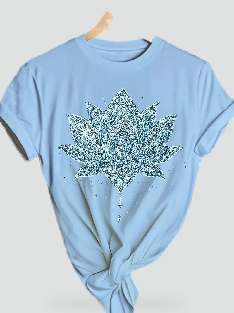 t-shirt-damski-z-lotusowym-wzorem-i-kr-t-2
