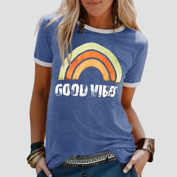 t-shirt-damski-z-radosnym-wzorem-i-kr-tk-2
