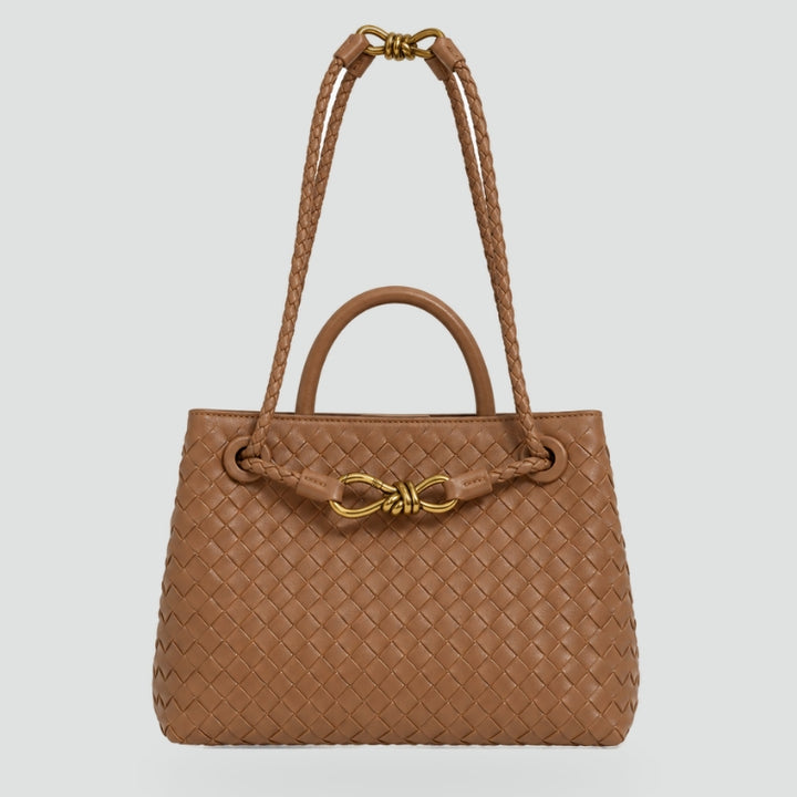 torebka-damska-luxe-z-plecionk-i-detalam-14