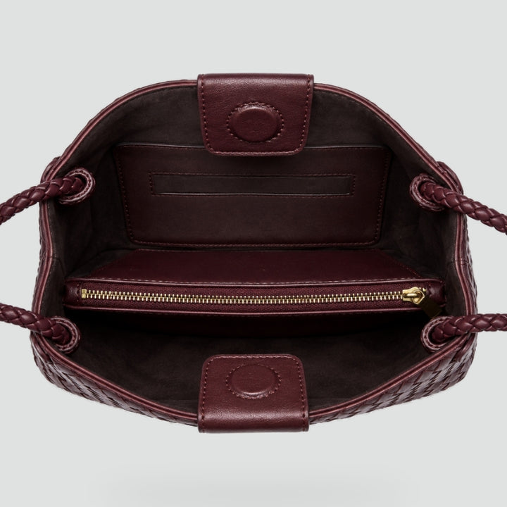 torebka-damska-luxe-z-plecionk-i-detalam-19