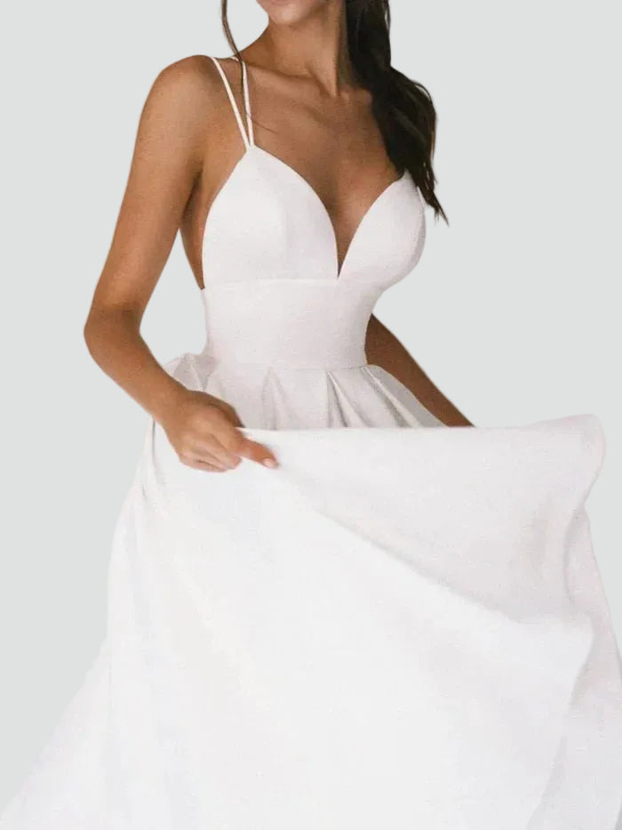 Flared midi cocktail dress with sweetheart neckline for weddings