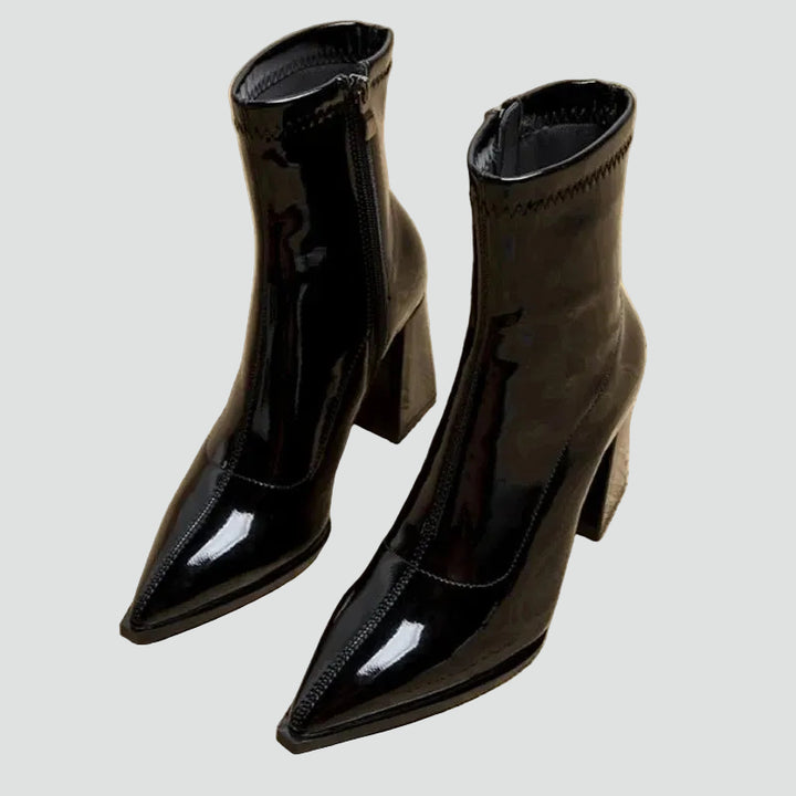 Bottes élégantes pour femmes à talon avec bout pointu